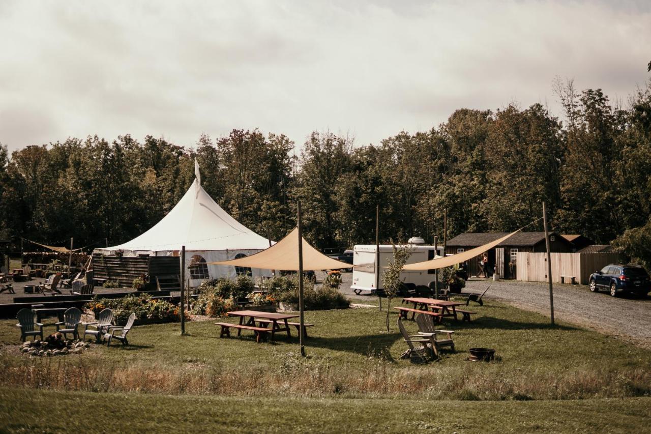 Firelight Camps Hotel Ithaca Exterior photo
